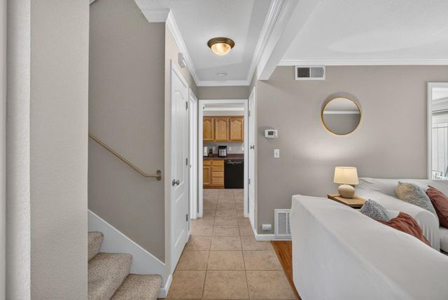 7047 La Costa Ln, Citrus Heights, CA 95621