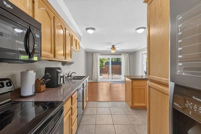 7047 La Costa Ln, Citrus Heights, CA 95621