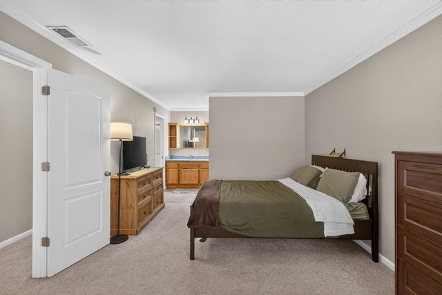 7047 La Costa Ln, Citrus Heights, CA 95621