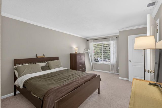 7047 La Costa Ln, Citrus Heights, CA 95621