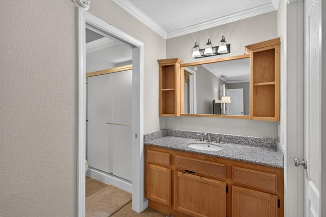 7047 La Costa Ln, Citrus Heights, CA 95621