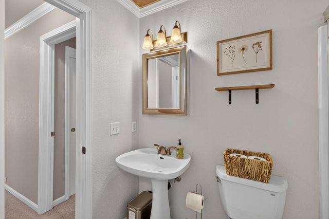 7047 La Costa Ln, Citrus Heights, CA 95621
