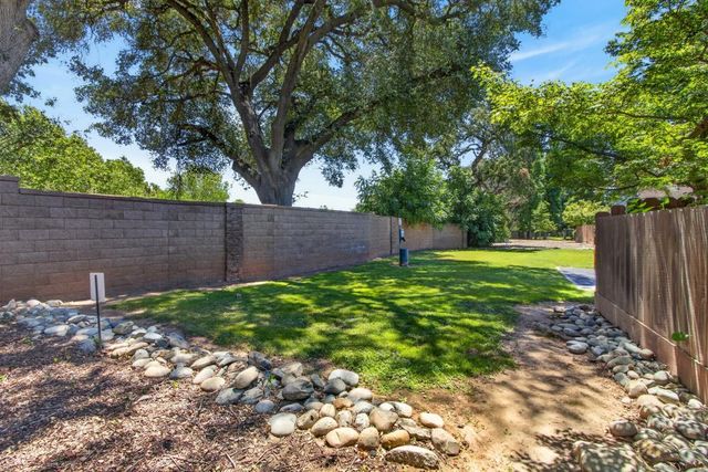 7047 La Costa Ln, Citrus Heights, CA 95621