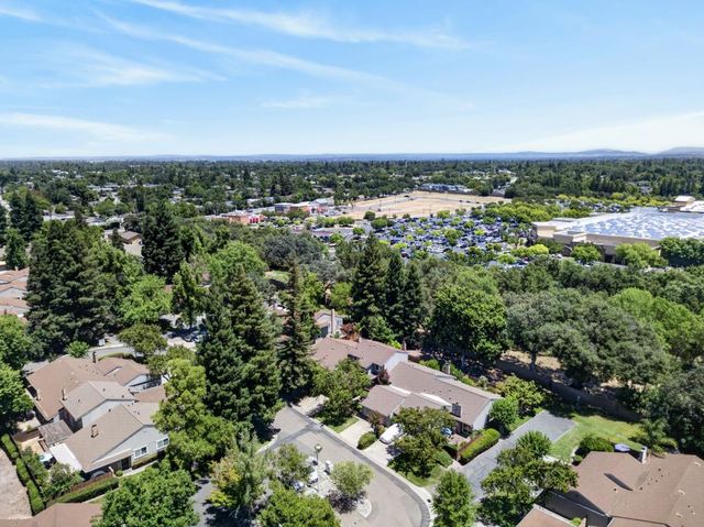 7047 La Costa Ln, Citrus Heights, CA 95621