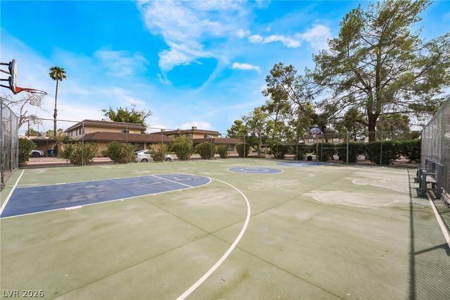 6135 Meadowgrass Lane, Las Vegas, NV 89103