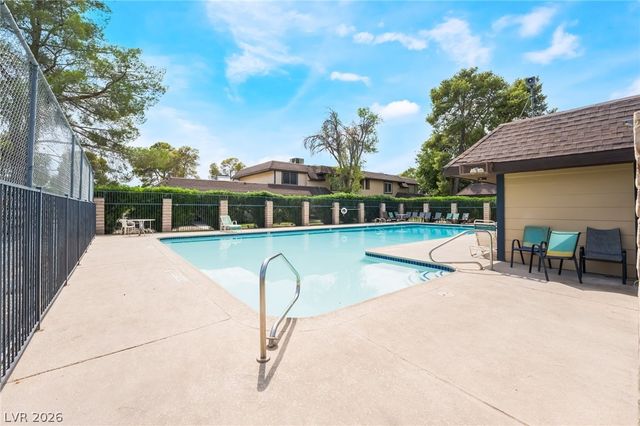 6135 Meadowgrass Lane, Las Vegas, NV 89103