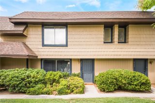 6135 Meadowgrass Lane, Las Vegas, NV 89103