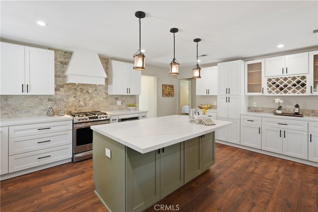27756 Sand Canyon Rd., Canyon Country, CA 91387