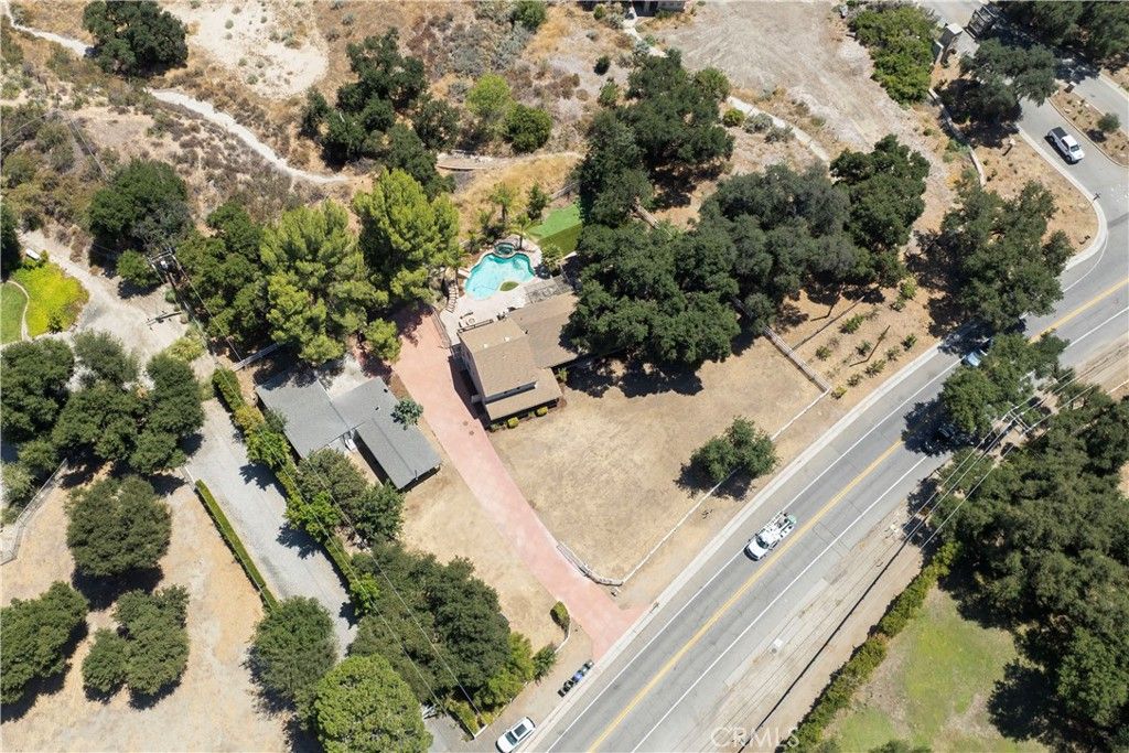 Image 12 of property listing at 27756 Sand Canyon Rd., Canyon Country, CA 91387