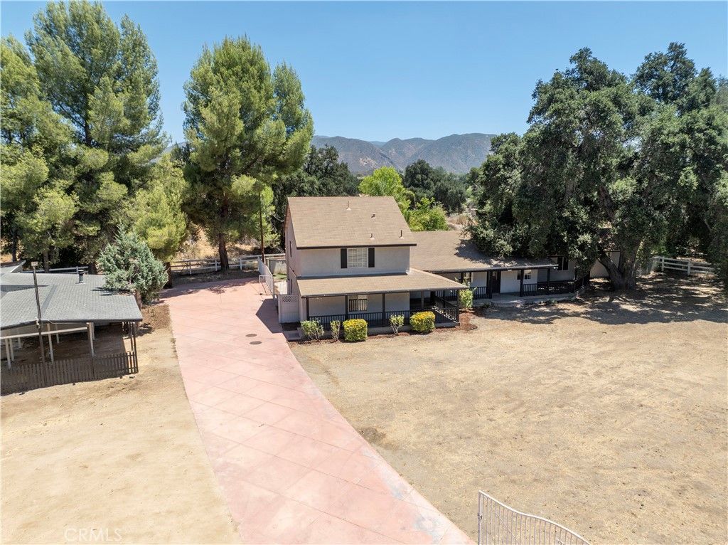 Image 13 of property listing at 27756 Sand Canyon Rd., Canyon Country, CA 91387