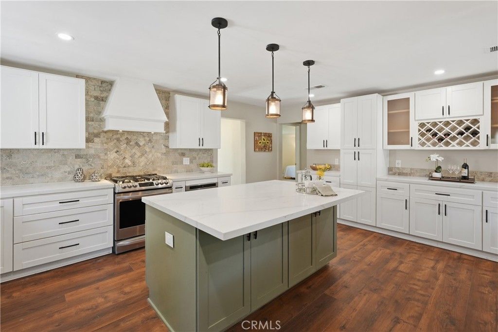Image 21 of property listing at 27756 Sand Canyon Rd., Canyon Country, CA 91387