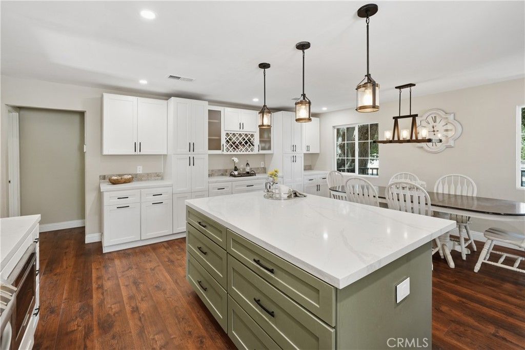 Image 22 of property listing at 27756 Sand Canyon Rd., Canyon Country, CA 91387