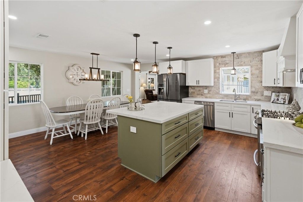 Image 24 of property listing at 27756 Sand Canyon Rd., Canyon Country, CA 91387