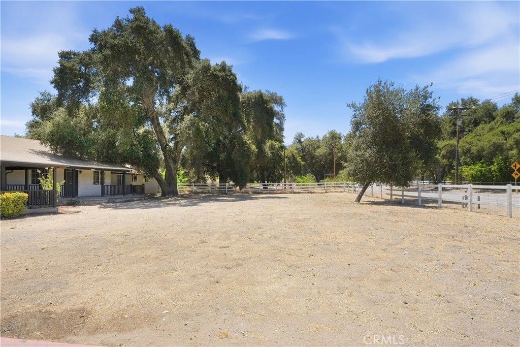 Image 3 of property listing at 27756 Sand Canyon Rd., Canyon Country, CA 91387