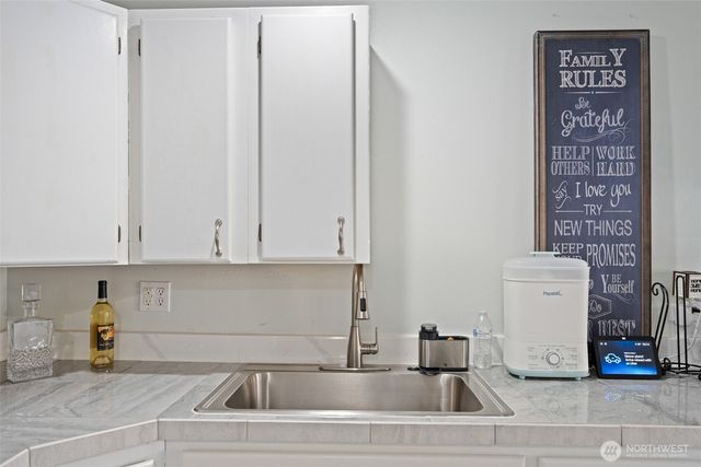 1716 N Anne Avenue, East Wenatchee, WA 98802