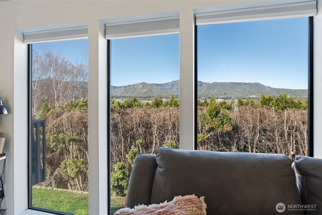 1716 N Anne Avenue, East Wenatchee, WA 98802