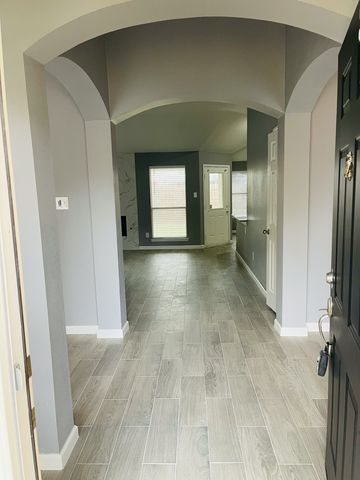 4513 Normandy Way, Grand Prairie, TX 75052