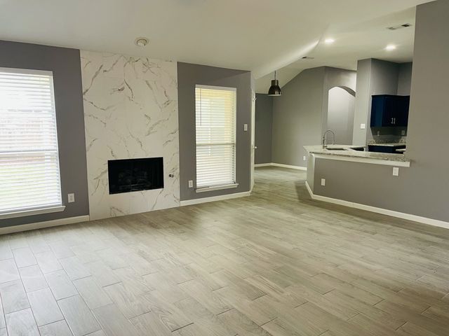 4513 Normandy Way, Grand Prairie, TX 75052