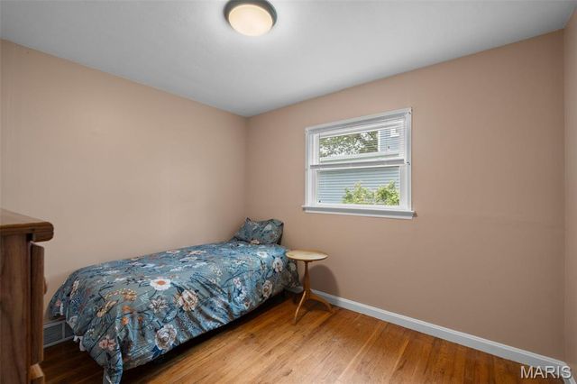 460 Ridge Avenue, Webster Groves, MO 63119