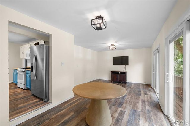 460 Ridge Avenue, Webster Groves, MO 63119