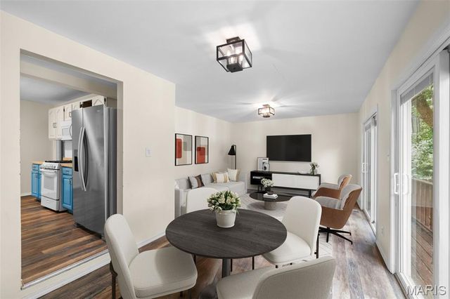 460 Ridge Avenue, Webster Groves, MO 63119