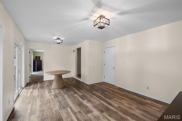 460 Ridge Avenue, Webster Groves, MO 63119