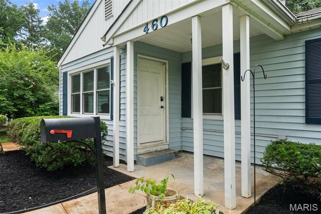 460 Ridge Avenue, Webster Groves, MO 63119