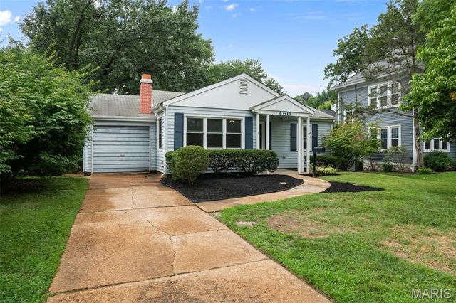 460 Ridge Avenue, Webster Groves, MO 63119