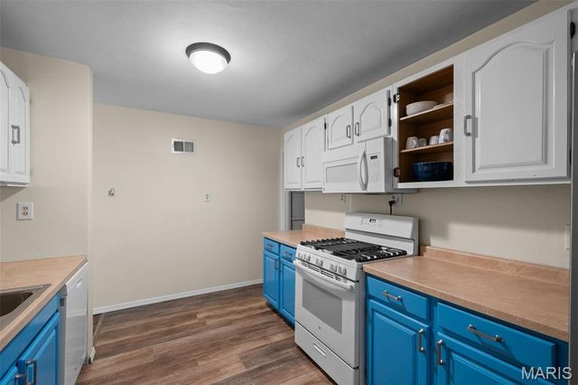 460 Ridge Avenue, Webster Groves, MO 63119