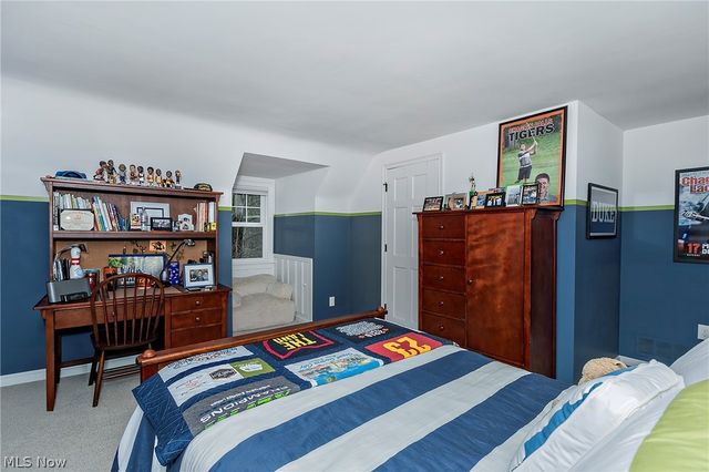 449 N Main Street, Chagrin Falls, OH 44022