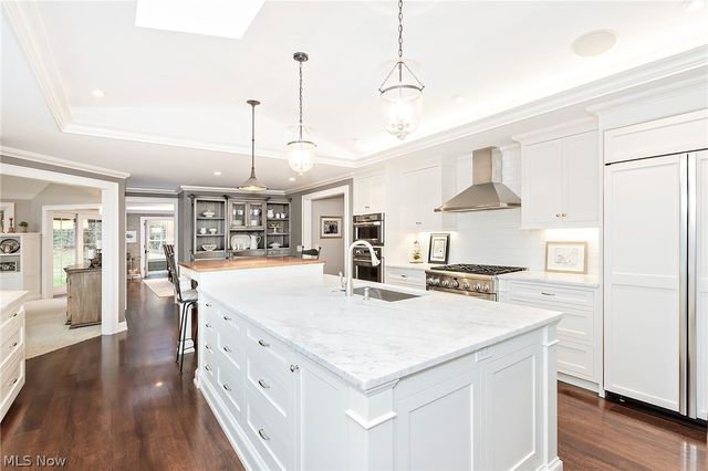 449 N Main Street, Chagrin Falls, OH 44022