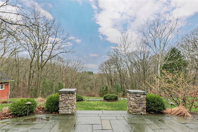 449 N Main Street, Chagrin Falls, OH 44022