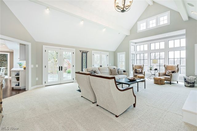 449 N Main Street, Chagrin Falls, OH 44022