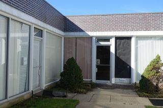 3300 W Peterson Avenue, Chicago, IL 60659