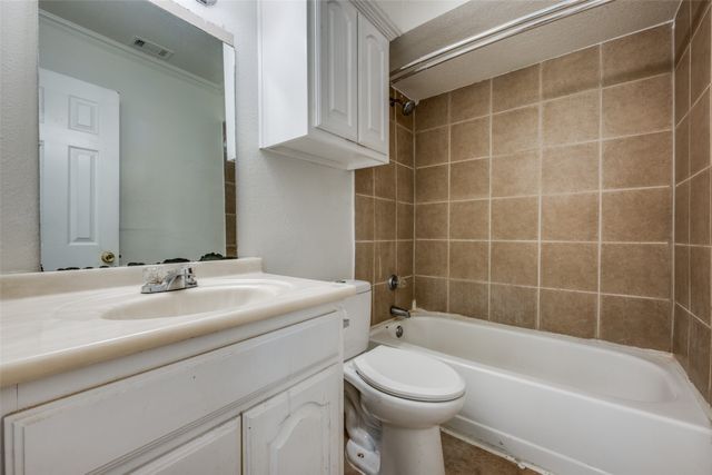 2005 Azalea Street, Denton, TX 76205