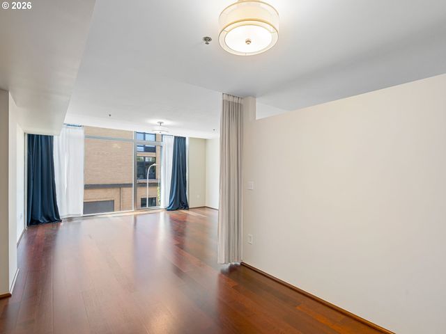 1221 Sw 10TH Ave 316, Portland, OR 97205