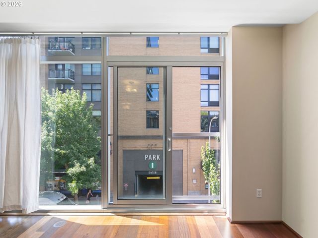 1221 Sw 10TH Ave 316, Portland, OR 97205