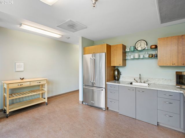 1221 Sw 10TH Ave 316, Portland, OR 97205