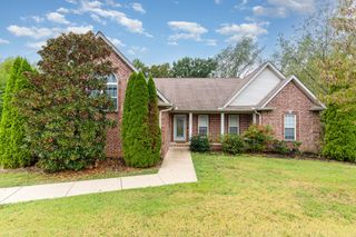 2006 Hollowfield Ln, Greenbrier, TN 37073