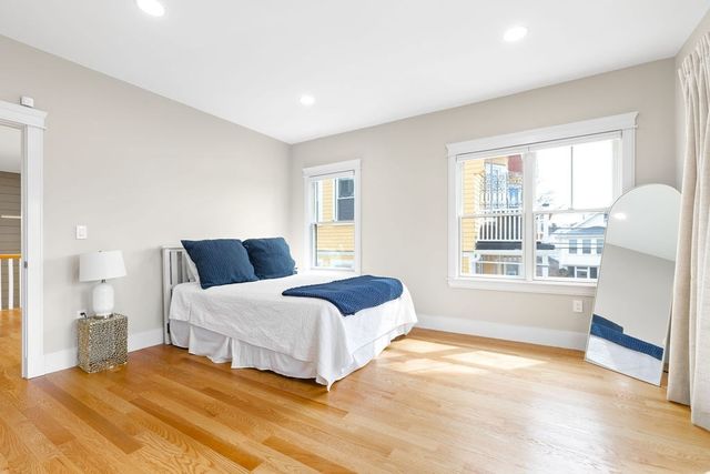 7 Whitman St 1, Somerville, MA 02144