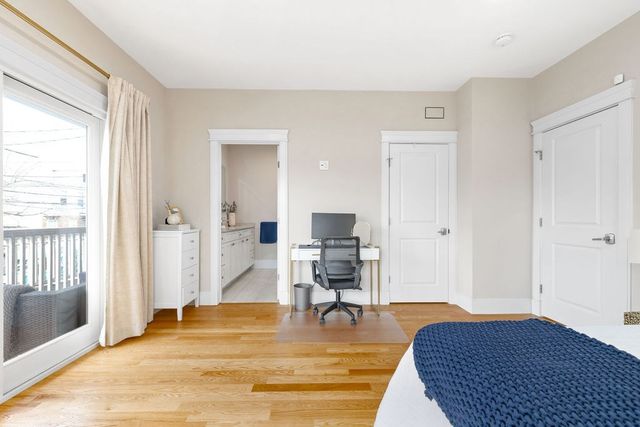 7 Whitman St 1, Somerville, MA 02144