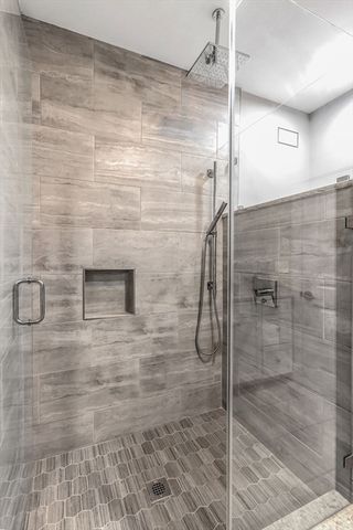 7 Whitman St 1, Somerville, MA 02144