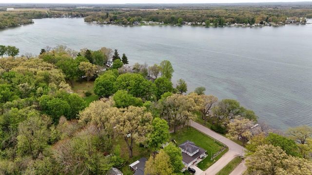 20160 Parkway Avenue, Park Twp, MI 49093