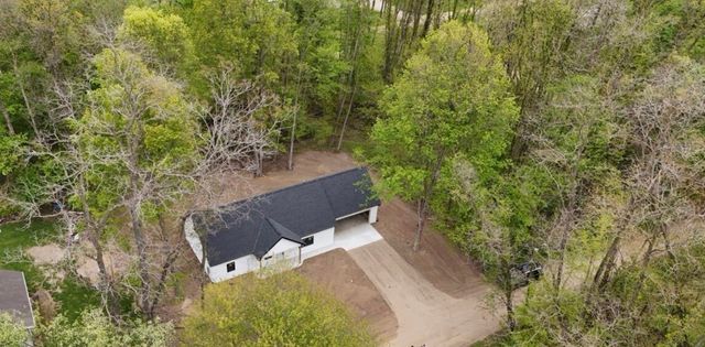 20160 Parkway Avenue, Park Twp, MI 49093