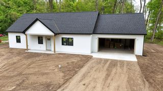 20160 Parkway Avenue, Park Twp, MI 49093