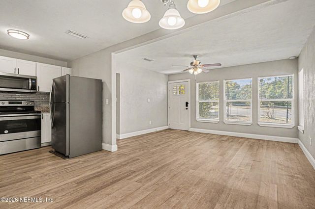 4721 PORTSMOUTH Avenue, Jacksonville, FL 32208