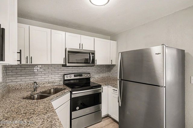 4721 PORTSMOUTH Avenue, Jacksonville, FL 32208