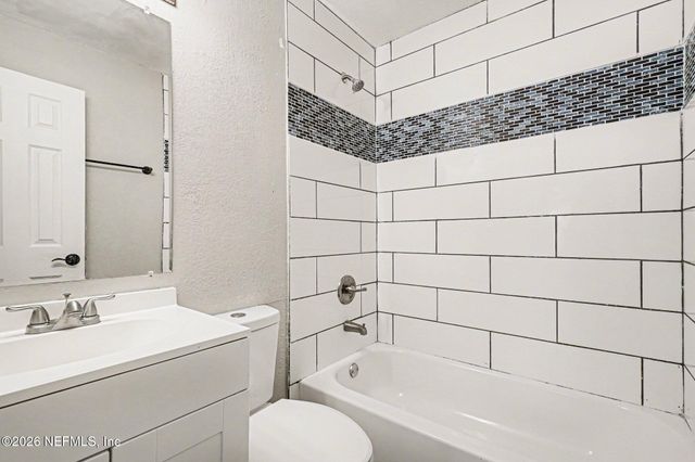 4721 PORTSMOUTH Avenue, Jacksonville, FL 32208
