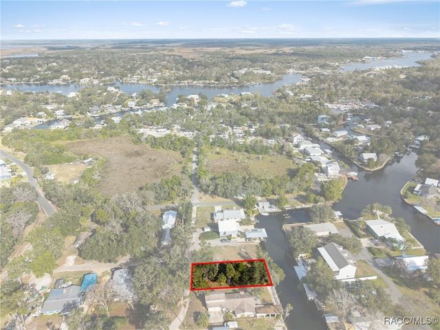 5799 S Kingdom Terrace, Homosassa, FL 34448
