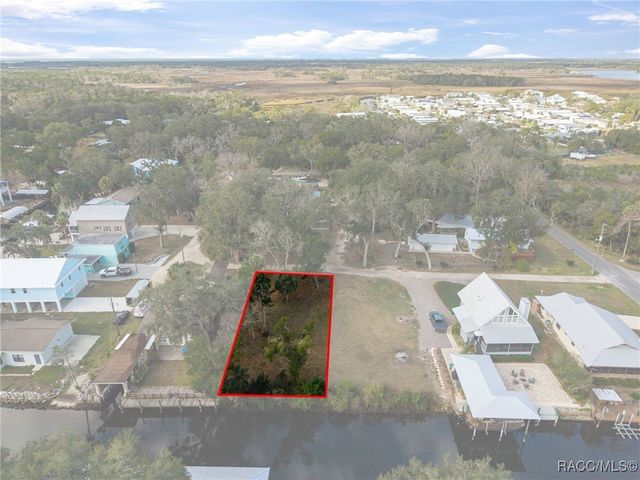 5799 S Kingdom Terrace, Homosassa, FL 34448